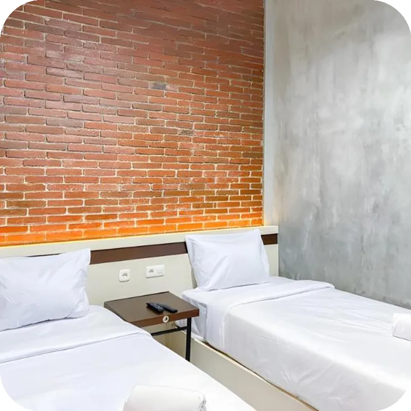 RedDoorz Syariah @ Mitra Guest House. Hotel room image