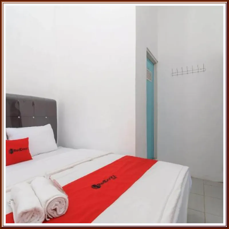 RedDoorz near Kampus UIN Lampung Hotel room image