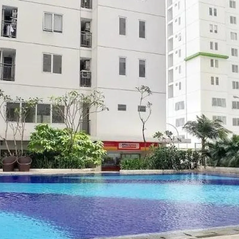 Splendid 2BR at Bassura City Apartment Hotel image