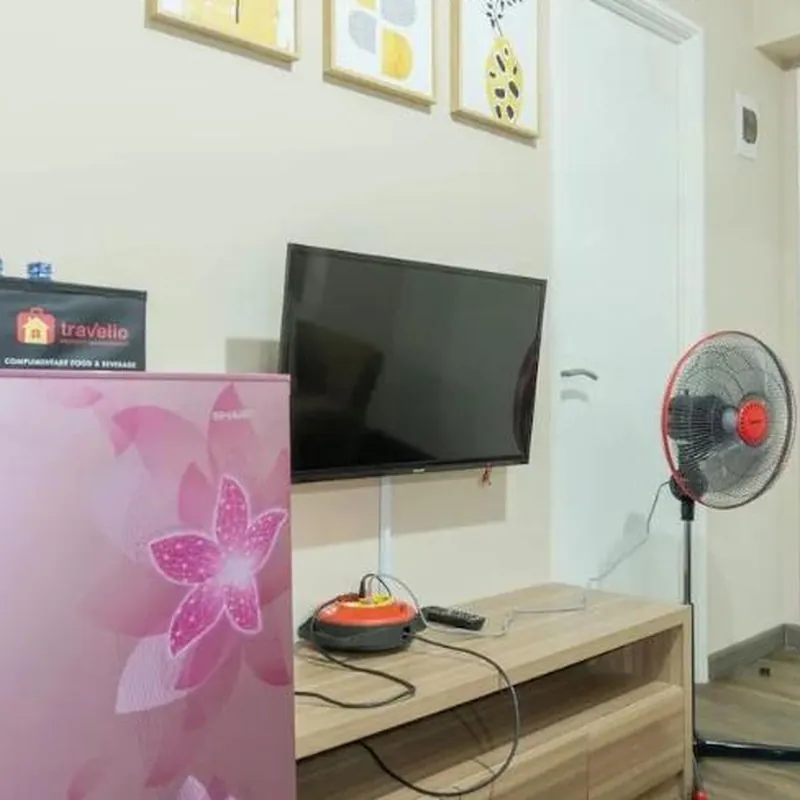 Splendid 2BR at Bassura City Apartment Hotel room image