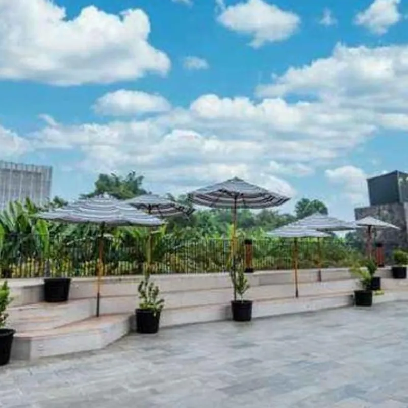 Teras Bhumi Puncak Tampak luar hotel