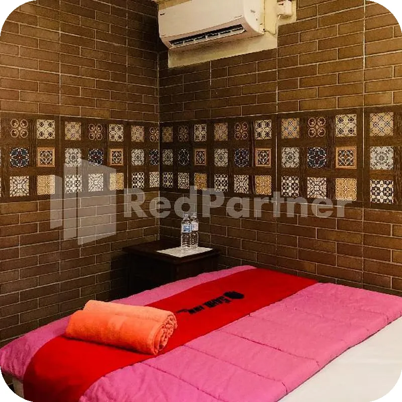 Sahil inn Syariah Prawirotaman RedPartner Hotel room image