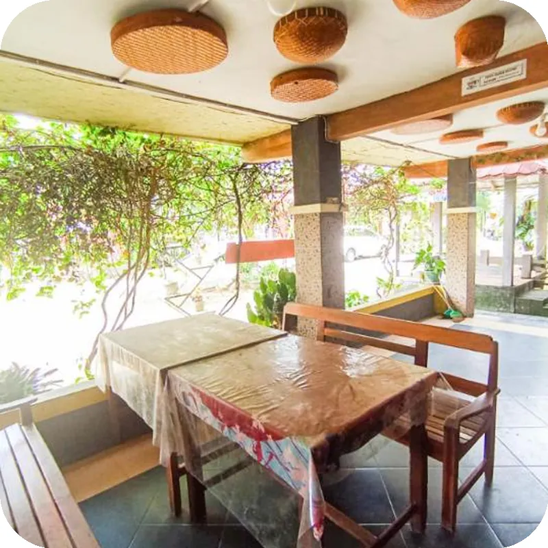 Urbanview Hotel Trisna Srabah Tampak luar hotel