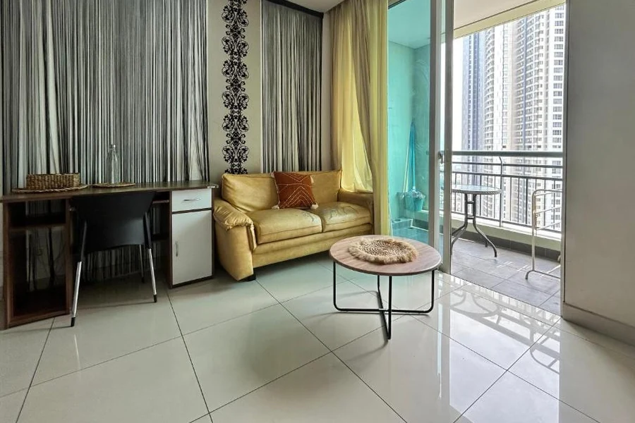 Bagian dalam kamar Luxe Living @Central Park