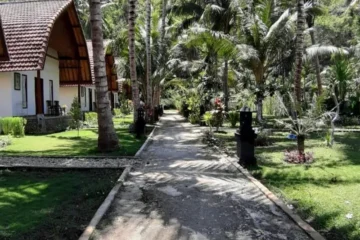 Crystal Bay Villa & Residence